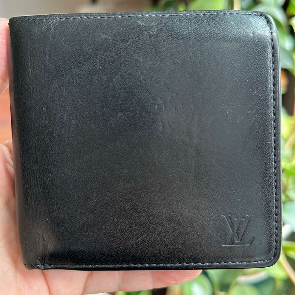 Louis Vuitton Black Leather Bifold Marco Wallet LV